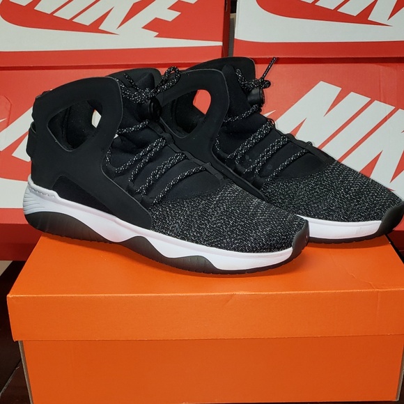Nike Air Flight Huarache Run Ultra   (1031) - Picture 1 of 6